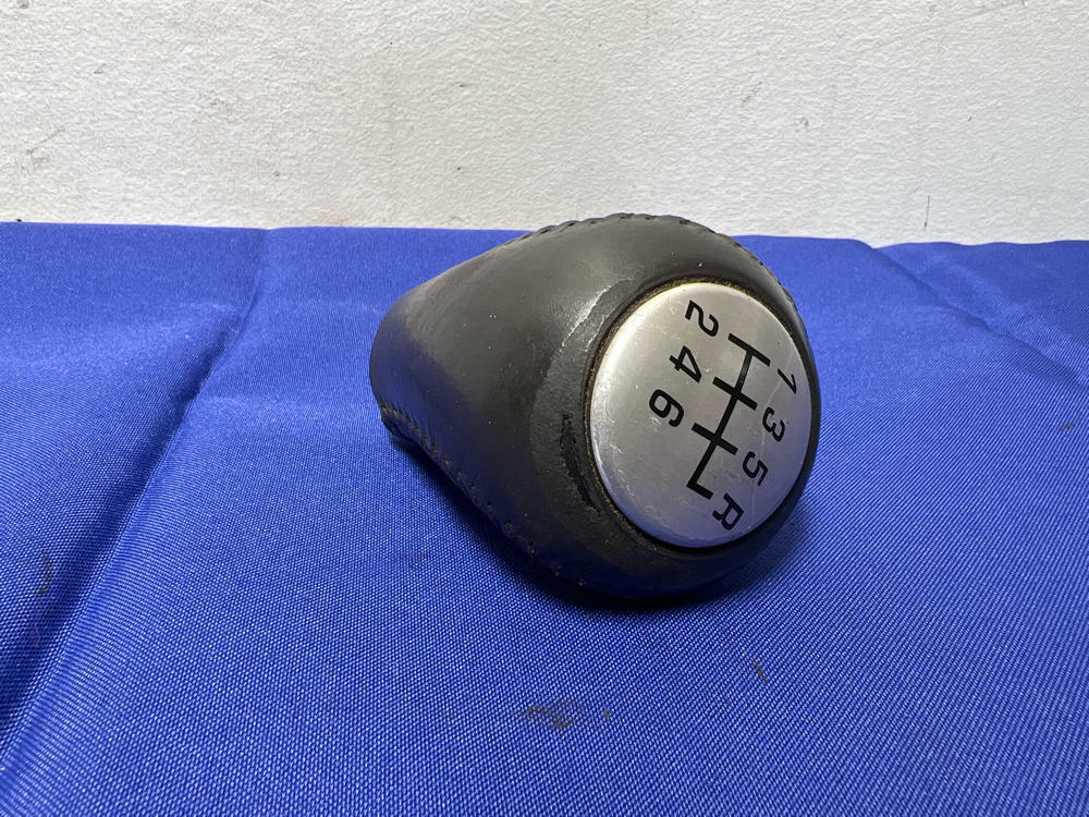 2003 mustang on sale shift knob