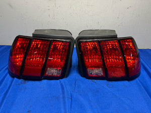 1999-04 Ford Mustang Tail Lights Factory w/ Harnesses Pair Left Right 153