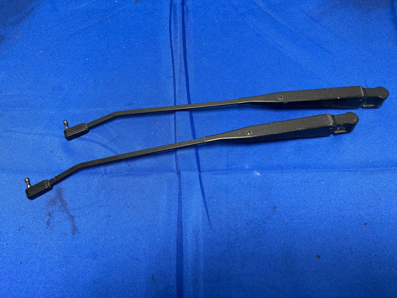 1987-93 Ford Mustang Windshield Wiper Arms Factory Left Right Pair 157