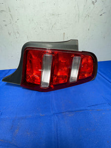 2010-12 Ford Mustang Passenger Tail Light 160