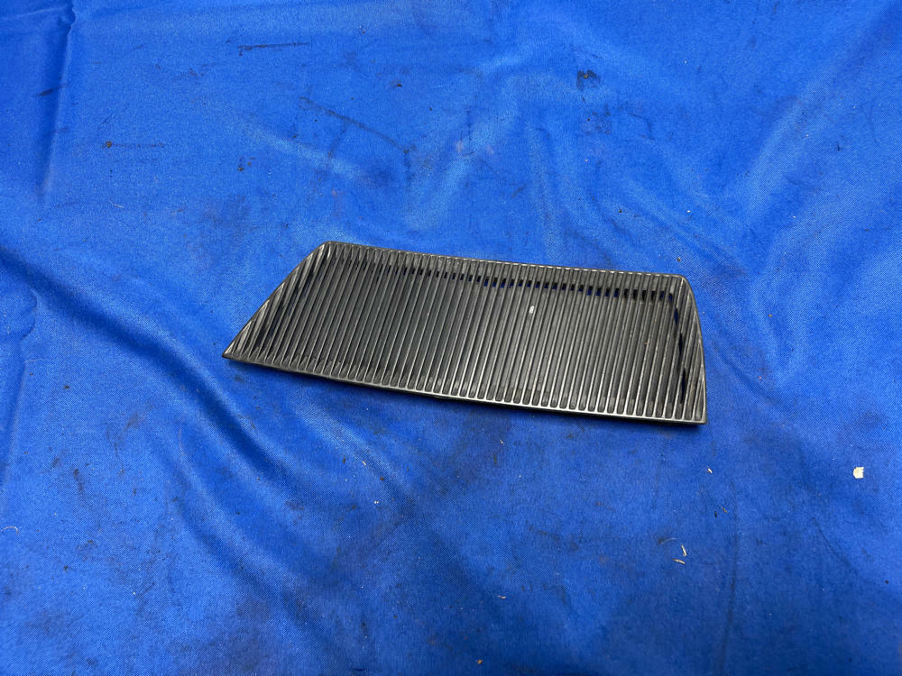 2003 04 Ford Mustang Svt Cobra Driver Oem Hood Vent 175 Blu Auto Parts 1616