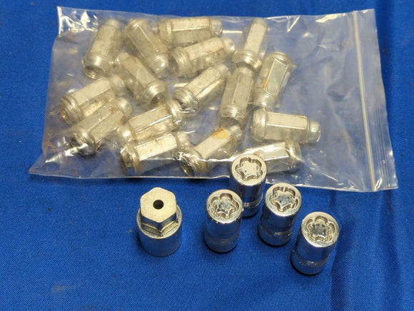 2015-17 Ford Mustang GT 5.0 Coyote Set of Lug Nuts 172