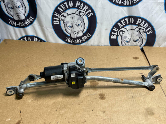 2015-17 Ford Mustang Wiper Motor & Arms Assembly 193