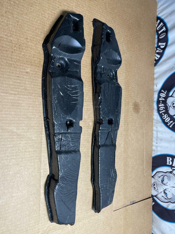 2018-23 Ford Mustang GT Fender Insulation Pair 194