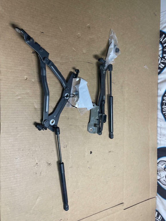 2015-23 Ford Mustang Trunk Hinges 210