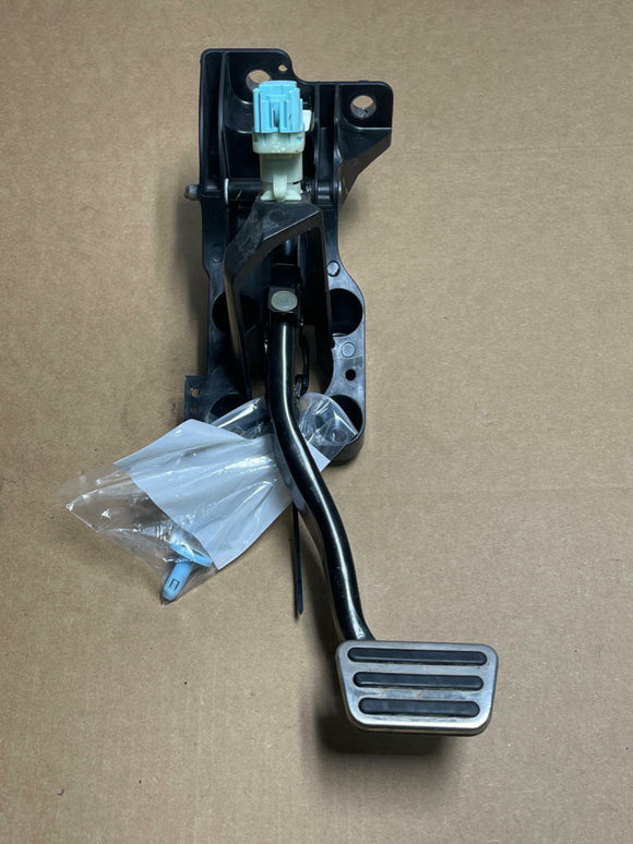 2018-23 Ford Mustang Brake Pedal Box- Out of 10R80 Car 217