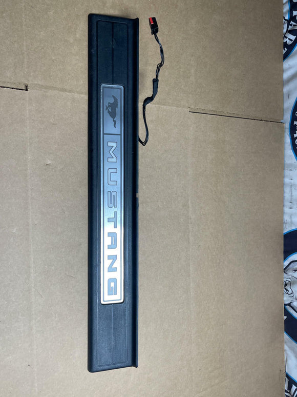 2018-23 Ford Mustang Illuminated Door Sill (1) 217