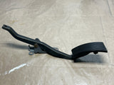 1999-04 Ford Mustang Gas Pedal Assembly 233