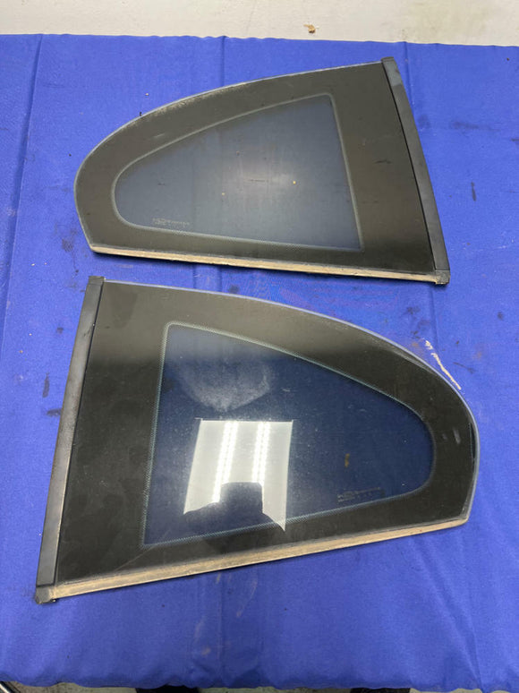 1994-98 Ford Mustang Coupe Rear Quarter Windows Glass OEM Factory 114